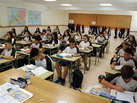 estudiantes bachillerato cogiendo Search